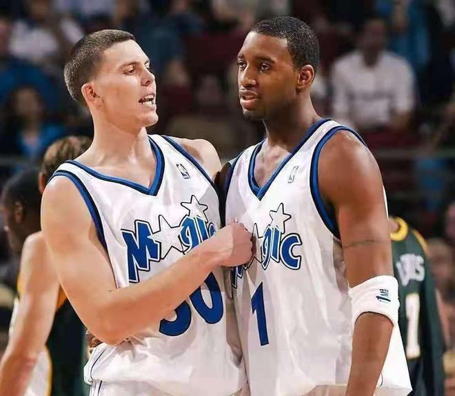 她用一场中 她用一场中