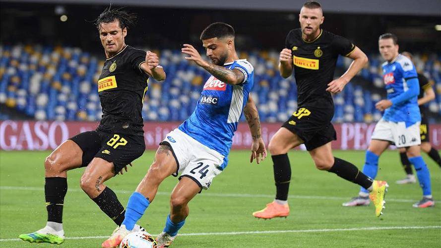 忍让其走 忍让其走